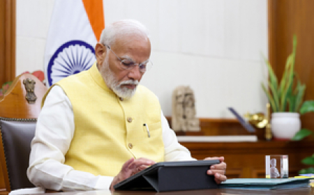 पीएम मोदी ने पूर्व राष्ट्रपति प्रतिभा पाटिल और पूर्व पीएम मनमोहन सिंह एवं एचडी देवेगौड़ा से की बात