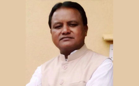 शिक्षक की नौकरी छोड़कर राजनीति चुनी, अब बनेंगे ओडिशा के मुख्यमंत्री