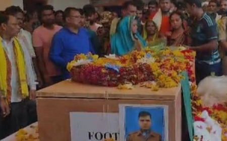 जम्मू-कश्मीर में शहीद हुए छिंदवाड़ा के जवान को दी गई अंतिम विदाई