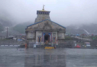 केदारनाथ धाम पैदल मार्ग पर भीम बली के पास बादल फटा; 30 मीटर रास्ता बहा, 150-200 यात्री फंसे