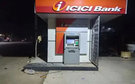 Sonipat में ATM चोरी की कोशिश नाकाम, चोरों ने Cutter से ATM को काटा!