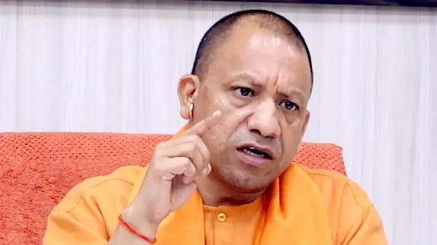 बढ़ती ठंड और कोहरे को लेकर मुख्यमंत्री Yogi Adityanath गंभीर, अधिकारियों को अलर्ट मोड में रहने का निर्देश
